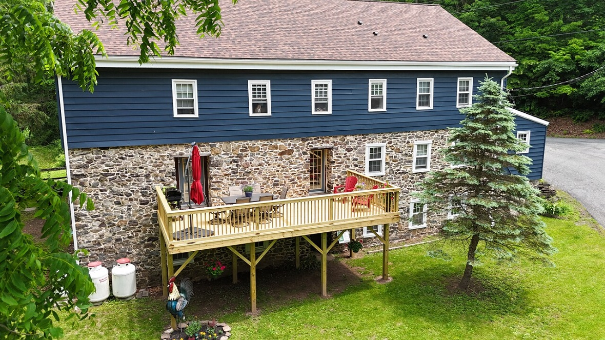 Wood Deck Contractors